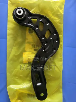 Rear Control Arm Mercedes Benz Bclass W246 W176. 246 350 10 06