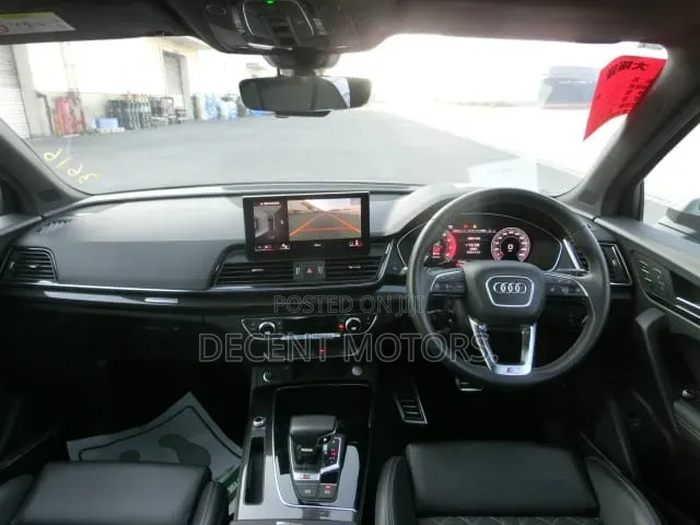 Audi SQ5 2022 White