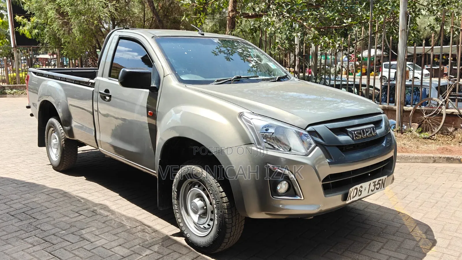 Isuzu D-MAX 2021 Brown