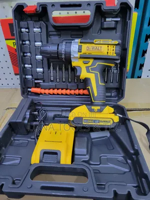 New Dewalt Cordless Drill 48V 2 Batteries
