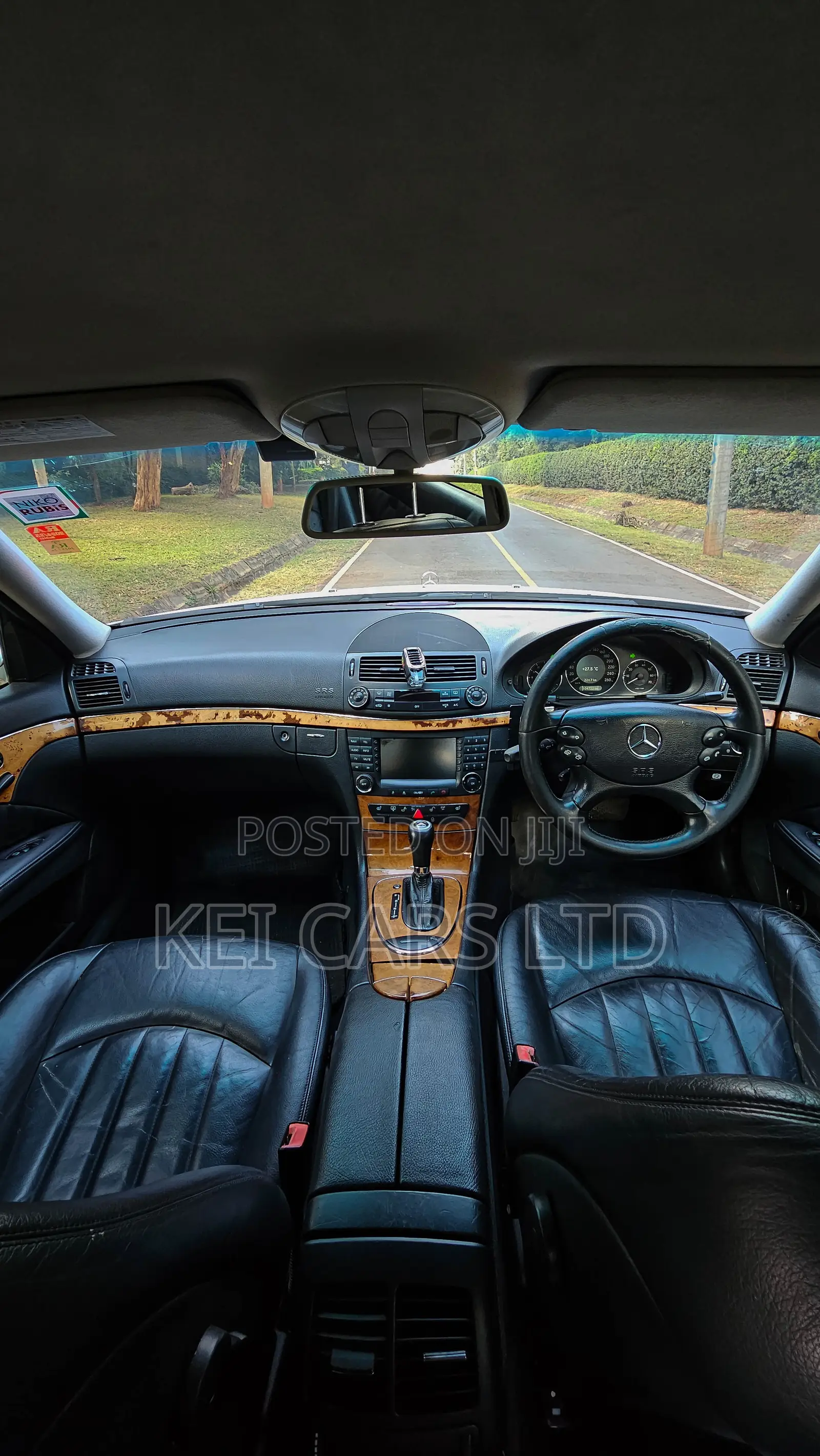 Mercedes-Benz E300 2009 Silver