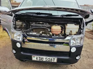 Toyota HiAce 2014