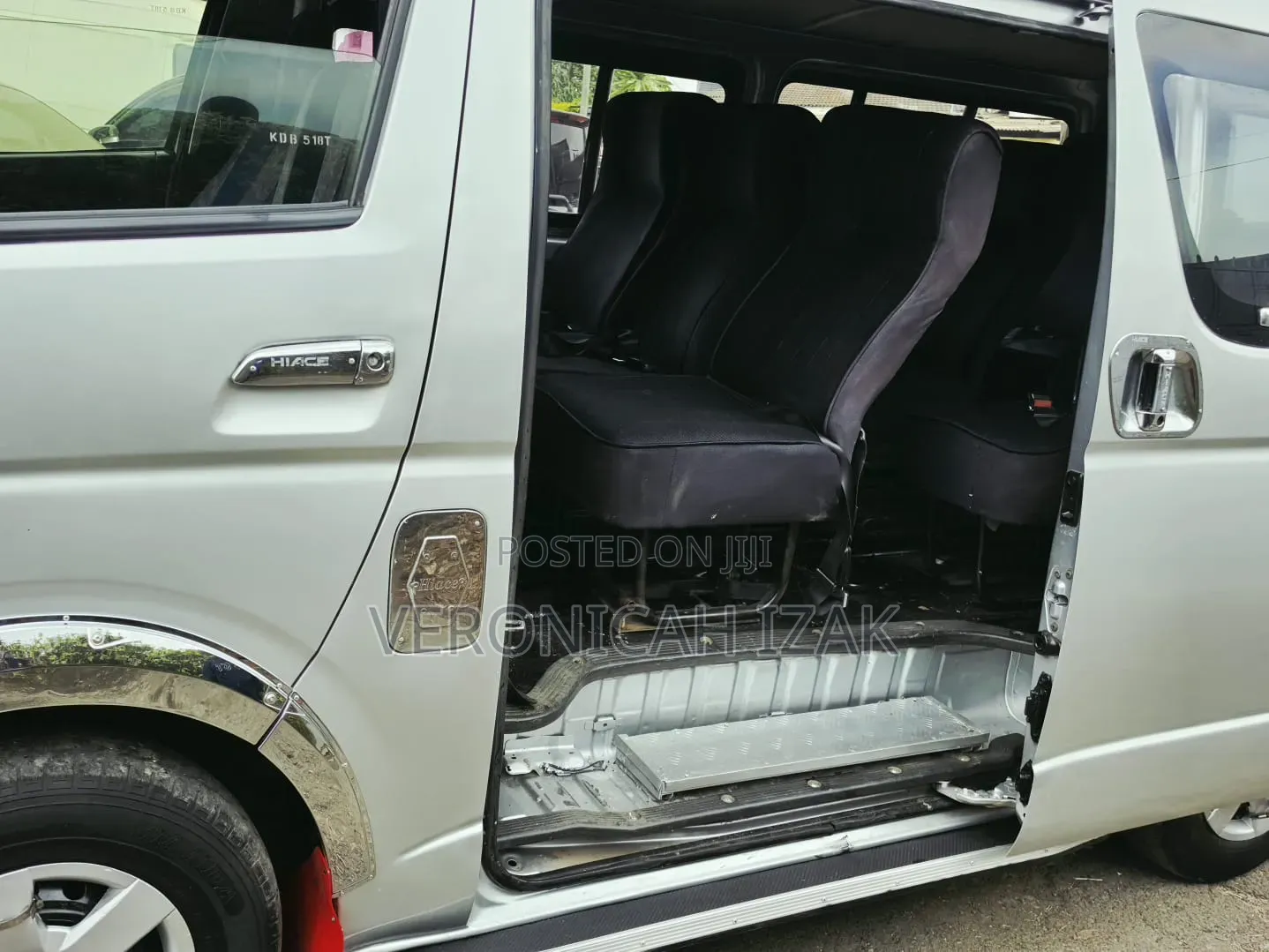 Toyota HiAce 2014