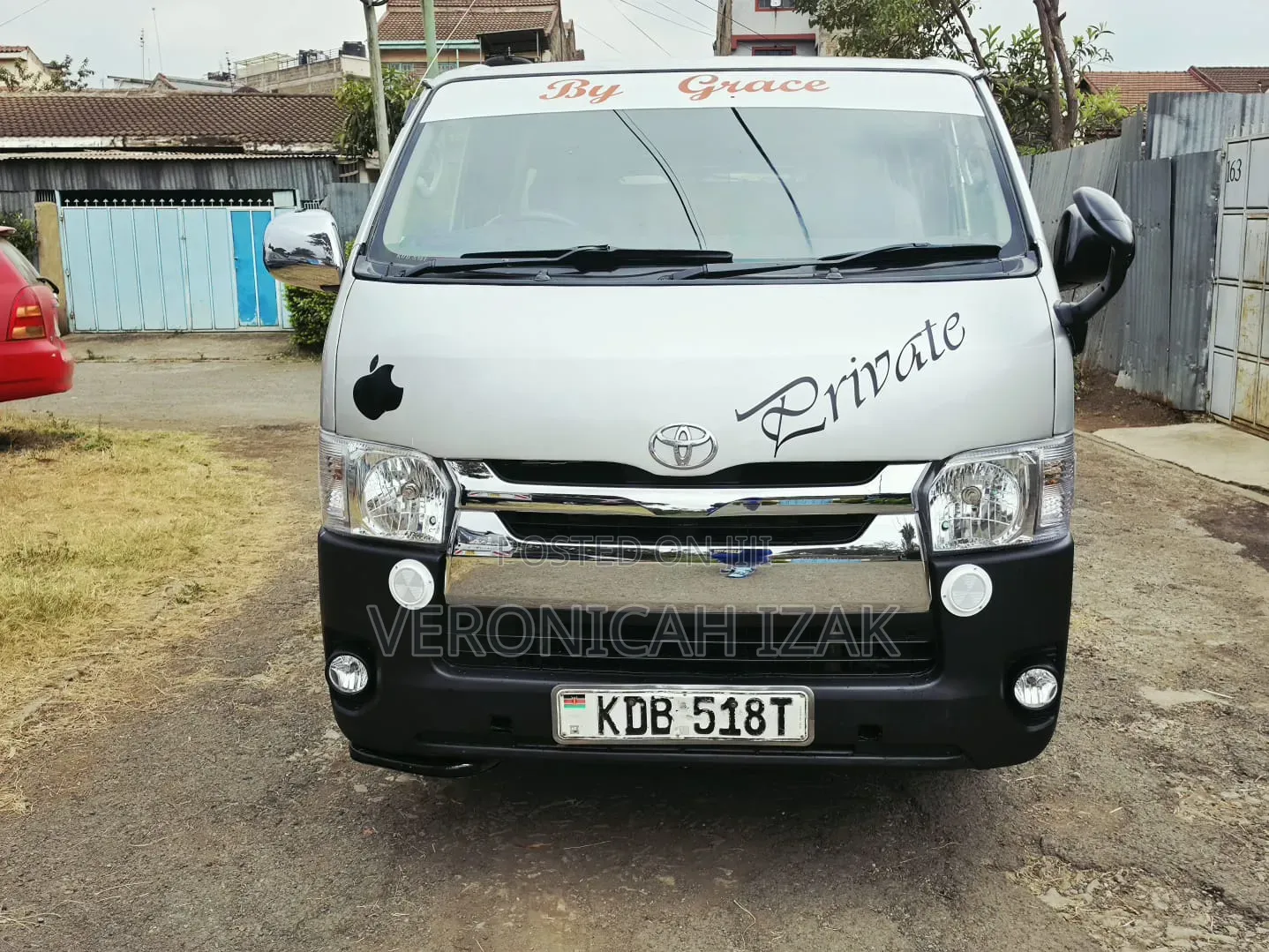 Toyota HiAce 2014