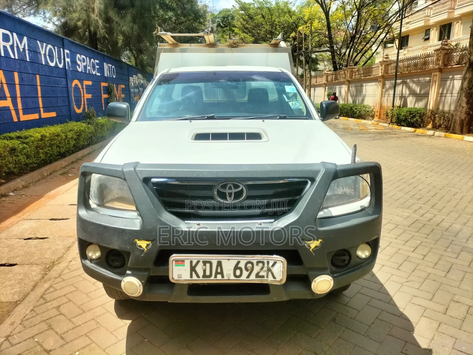 Toyota Hilux 2014 White