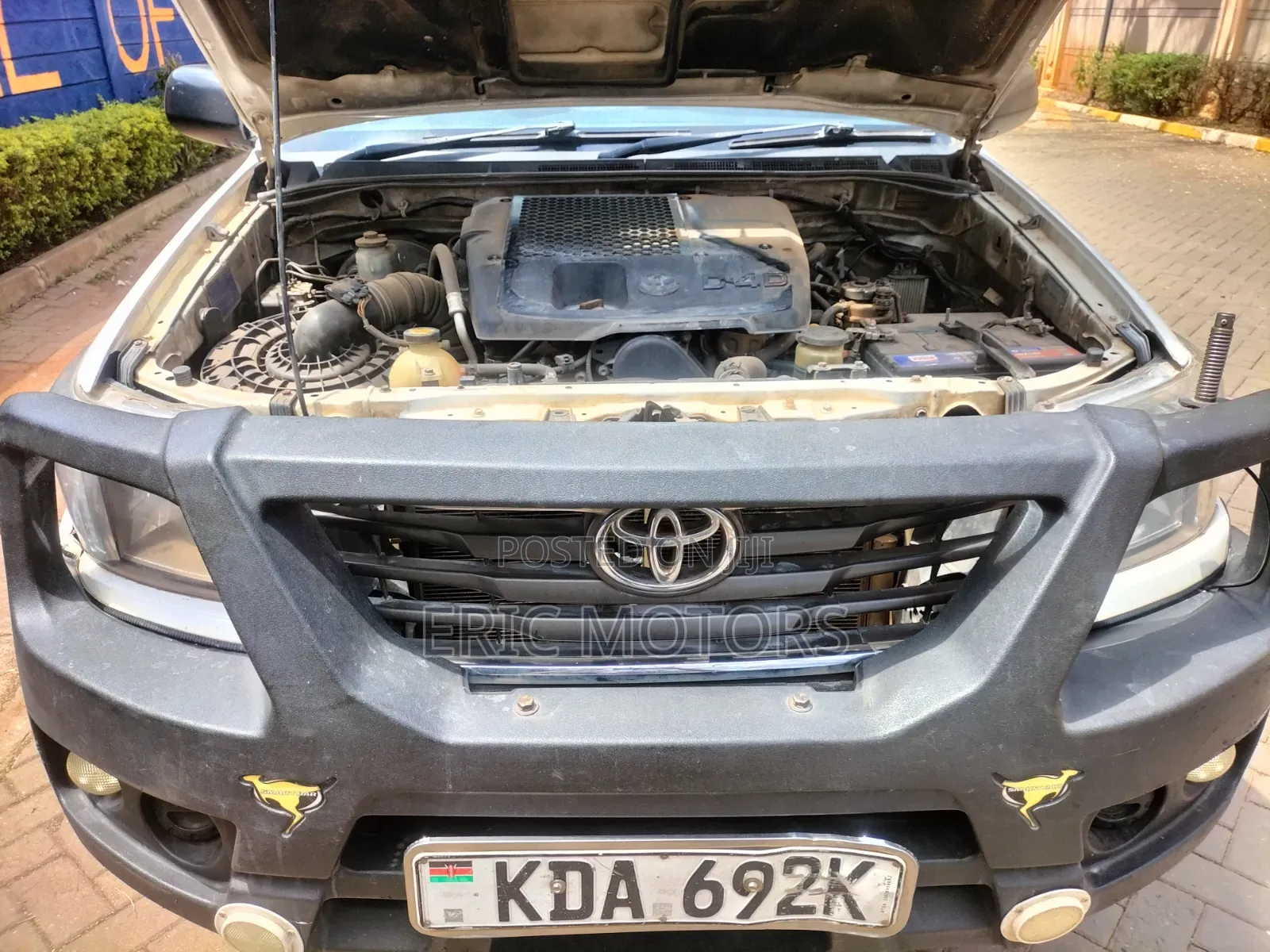 Toyota Hilux 2014 White
