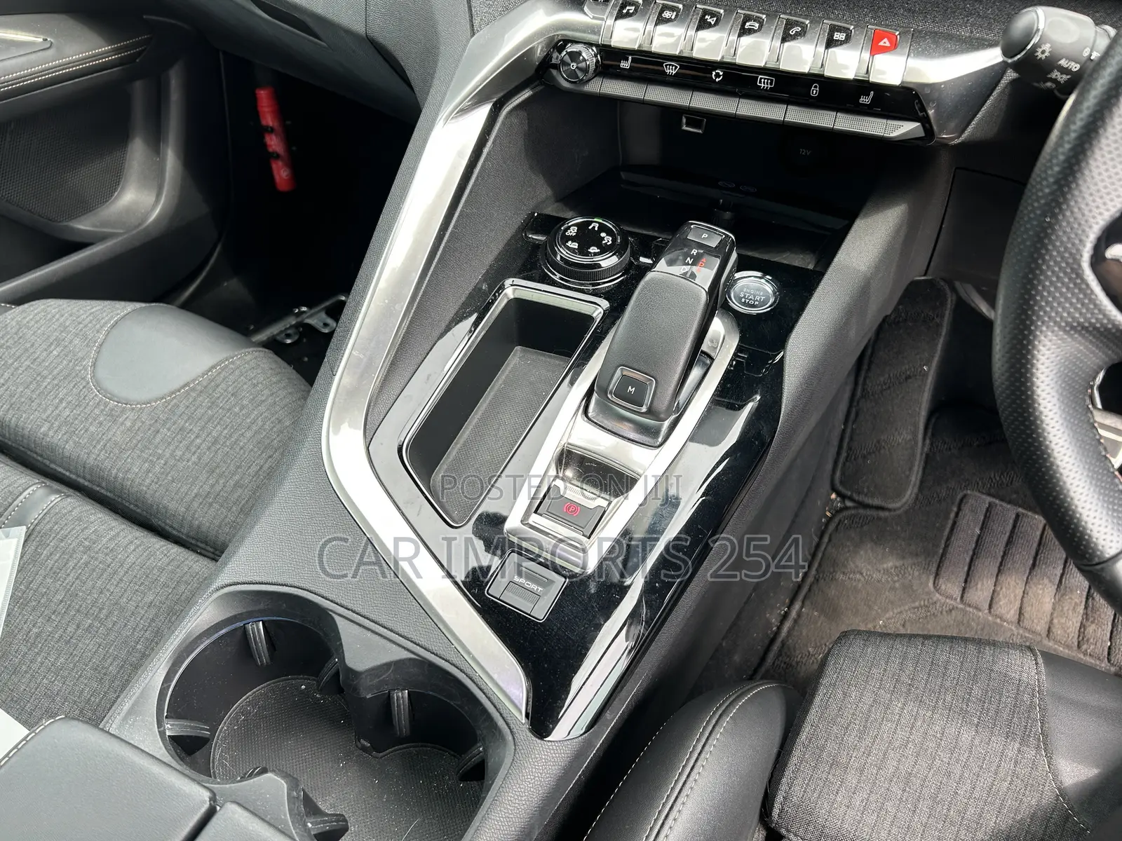Peugeot 3008 2019 Red