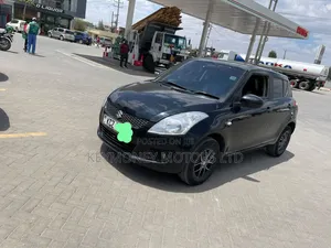 Suzuki Swift 2013 Black