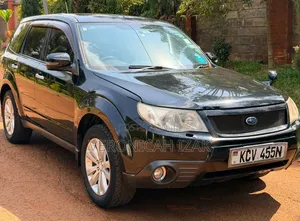 Subaru Forester 2012 Black