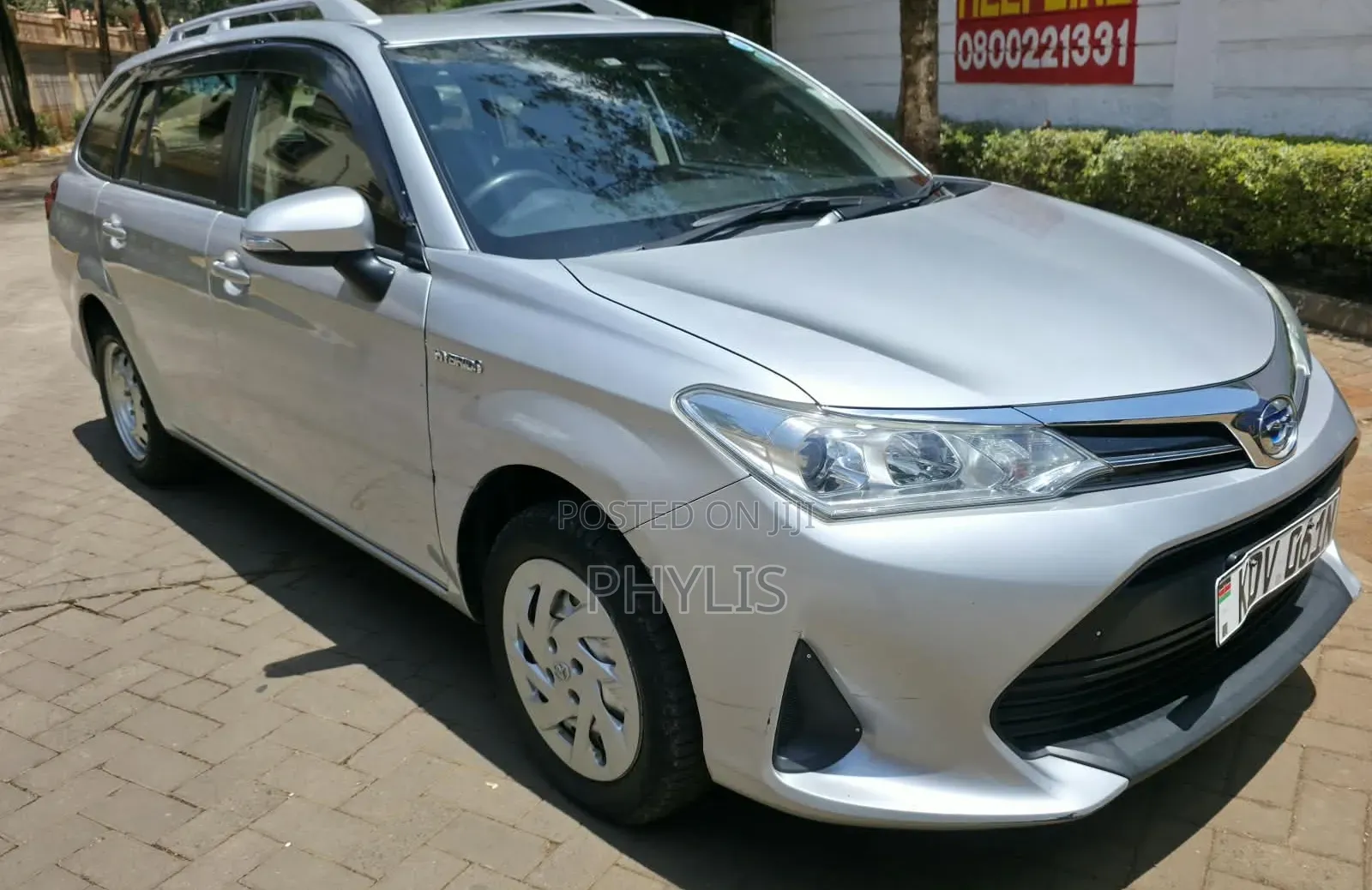 Toyota Corolla Fielder 2018 Silver