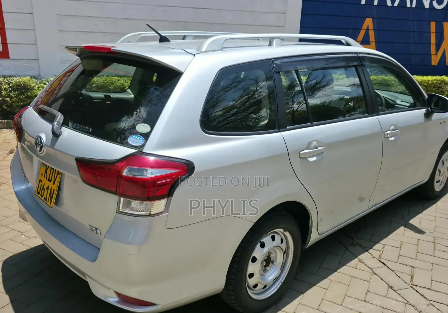 Toyota Corolla Fielder 2018 Silver