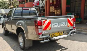 Isuzu D-MAX 2021 Gray