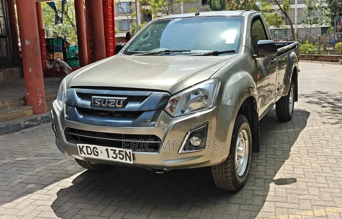Isuzu D-MAX 2021 Gray