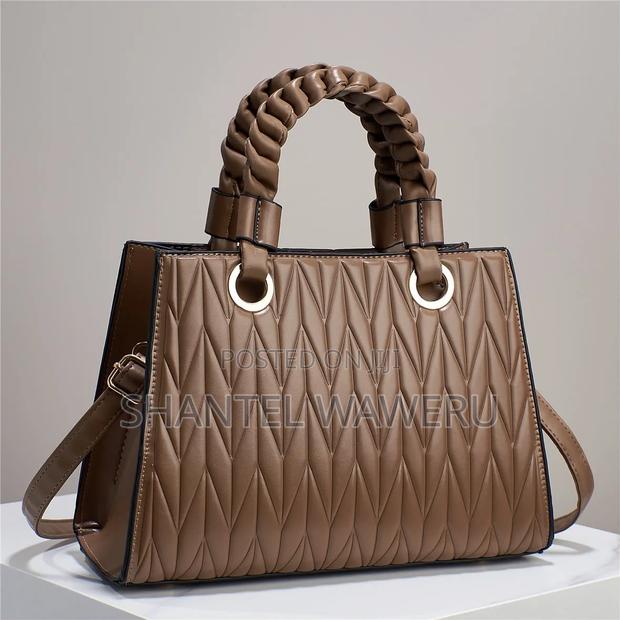 Best and Affordable Hand Bag