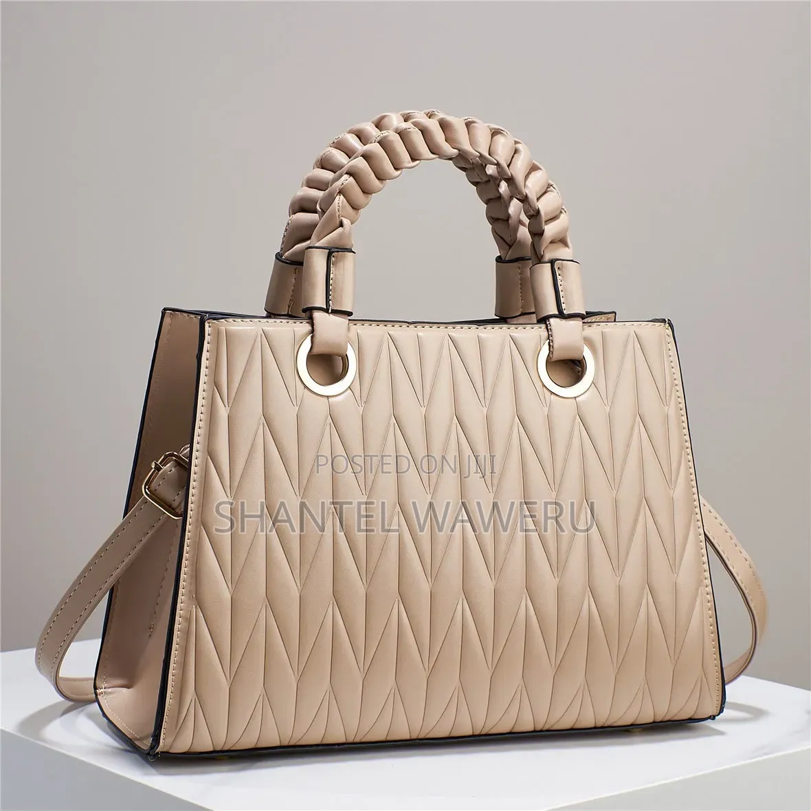 Best and Affordable Hand Bag