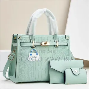 Medium Boss Handbag