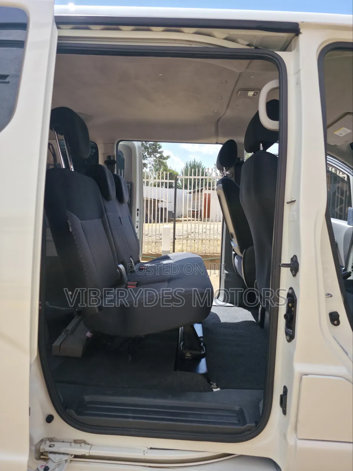 Nissan NV200 2015 White