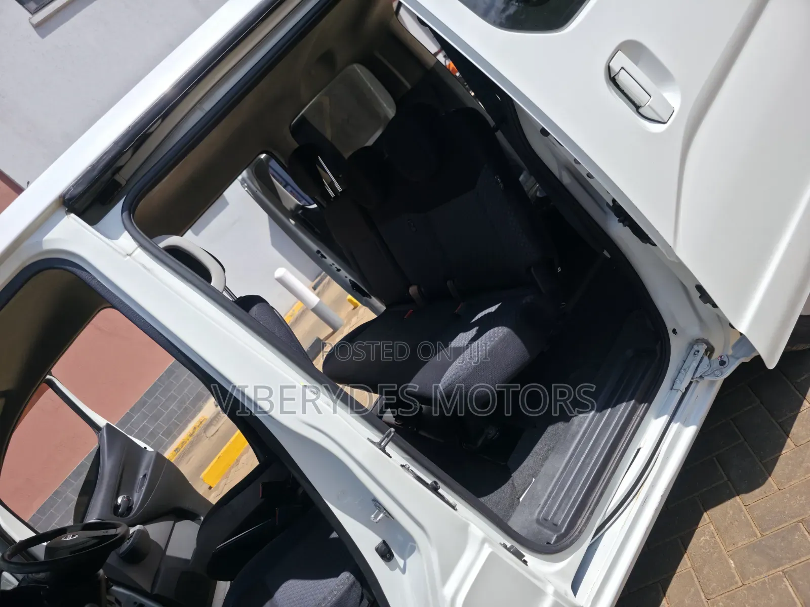 Nissan NV200 2015 White