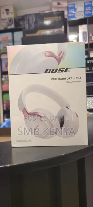 Bose Quite Comfort Ultra Headphones-Noise Canceling