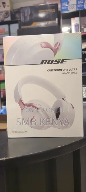 Bose Quite Comfort Ultra Headphones-Noise Canceling