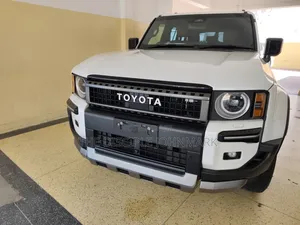 Toyota Land Cruiser Prado 2024 White