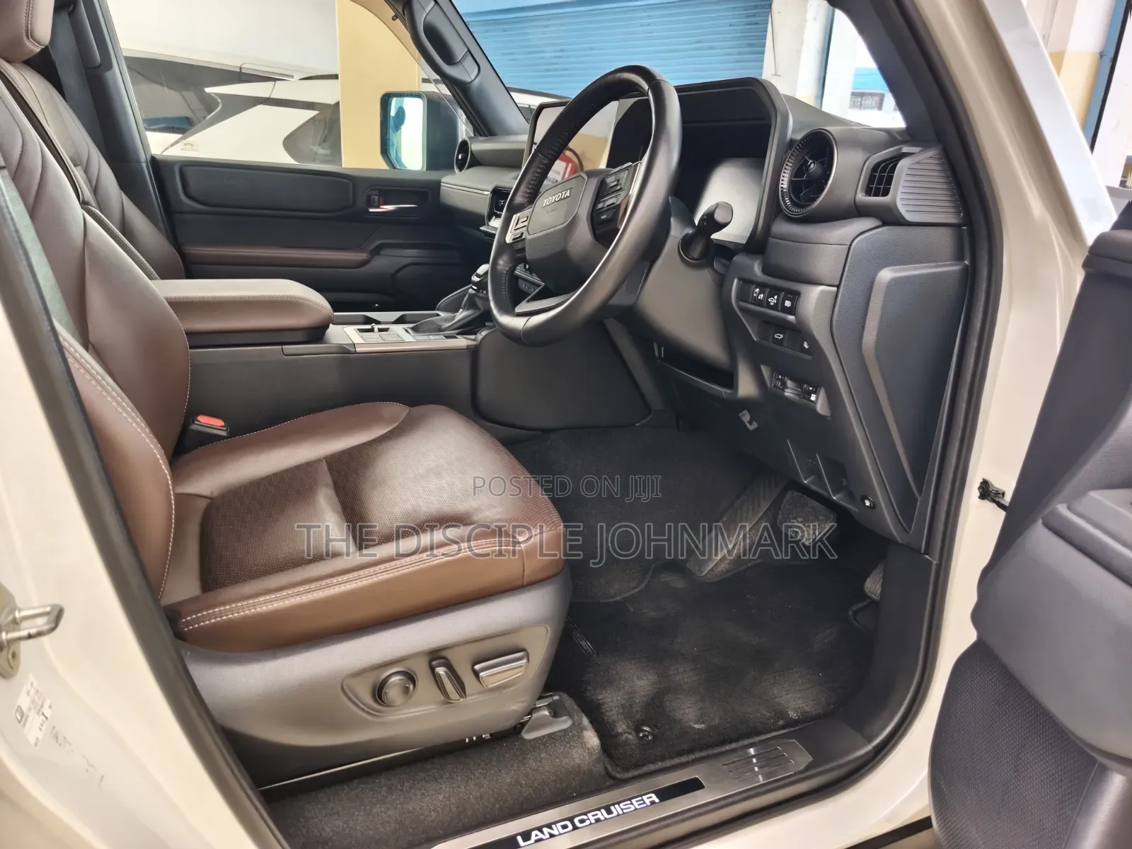 Toyota Land Cruiser Prado 2024 White