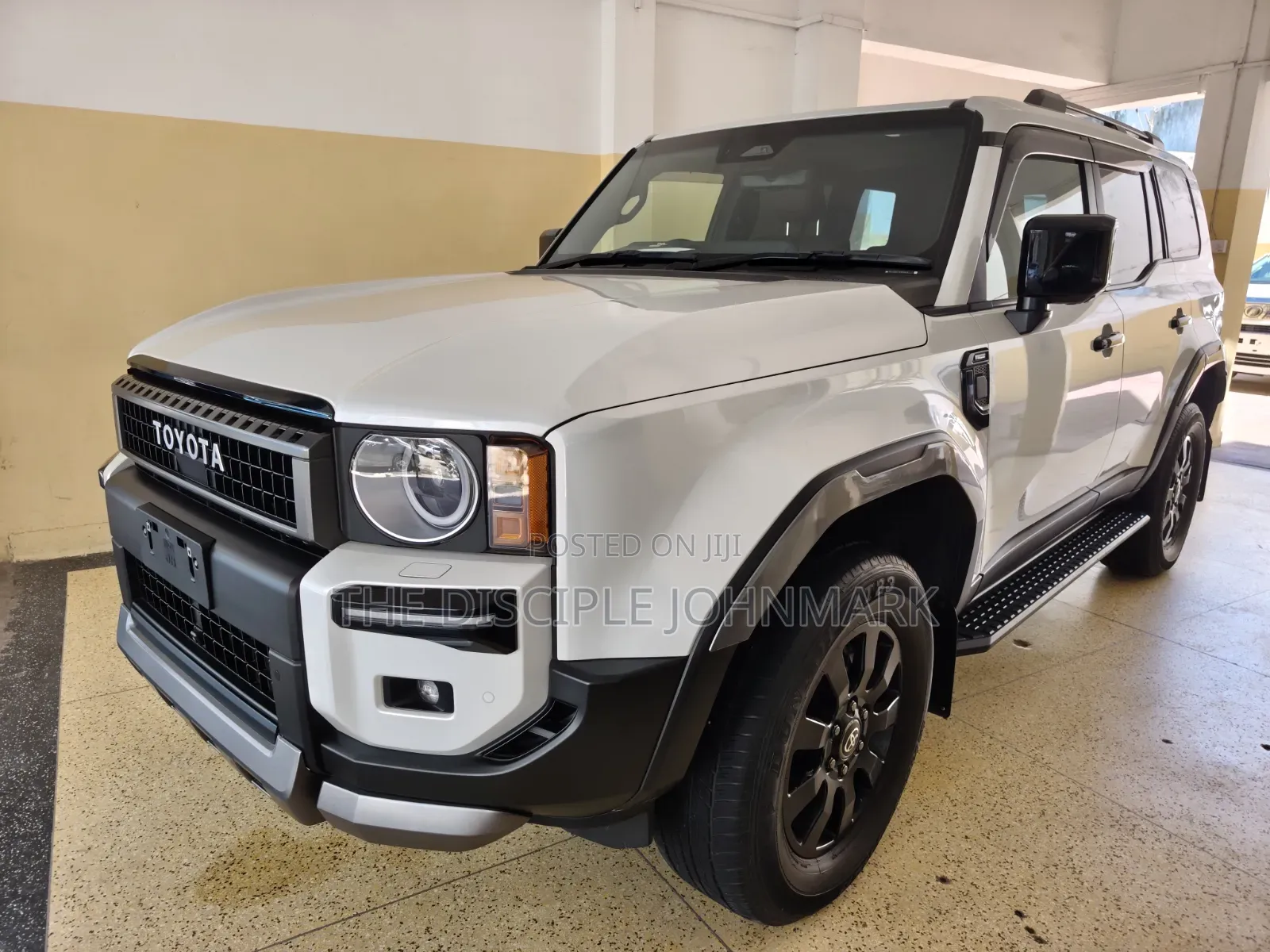 Toyota Land Cruiser Prado 2024 White