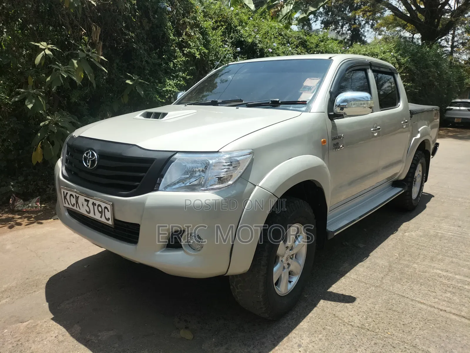 Toyota Hilux 2009 Gold