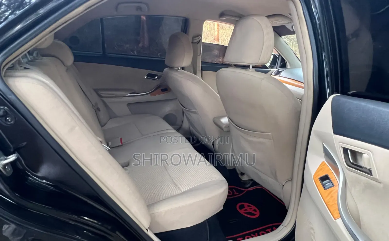 Toyota Premio 2014 Black