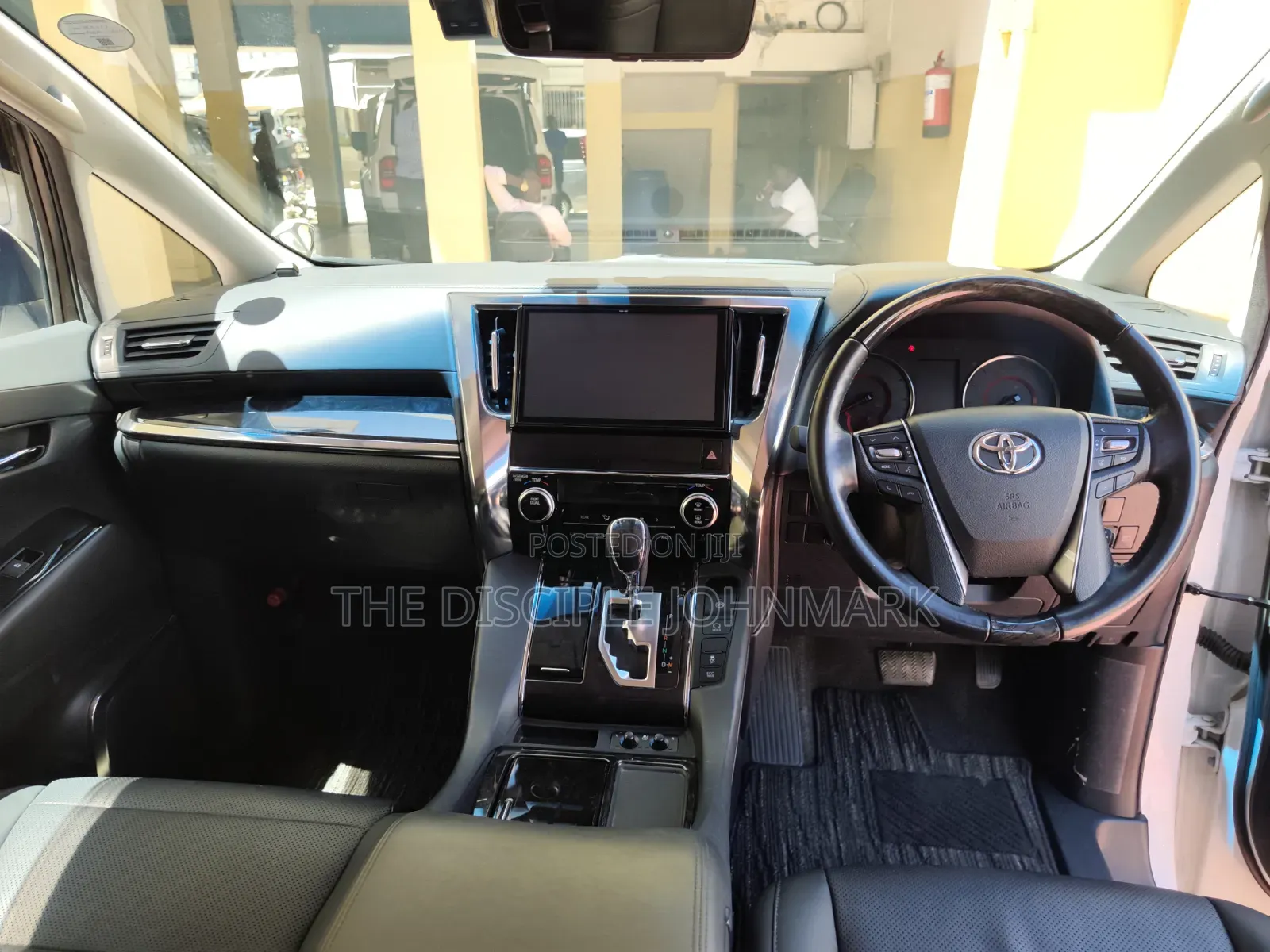 Toyota Vellfire 2019 White