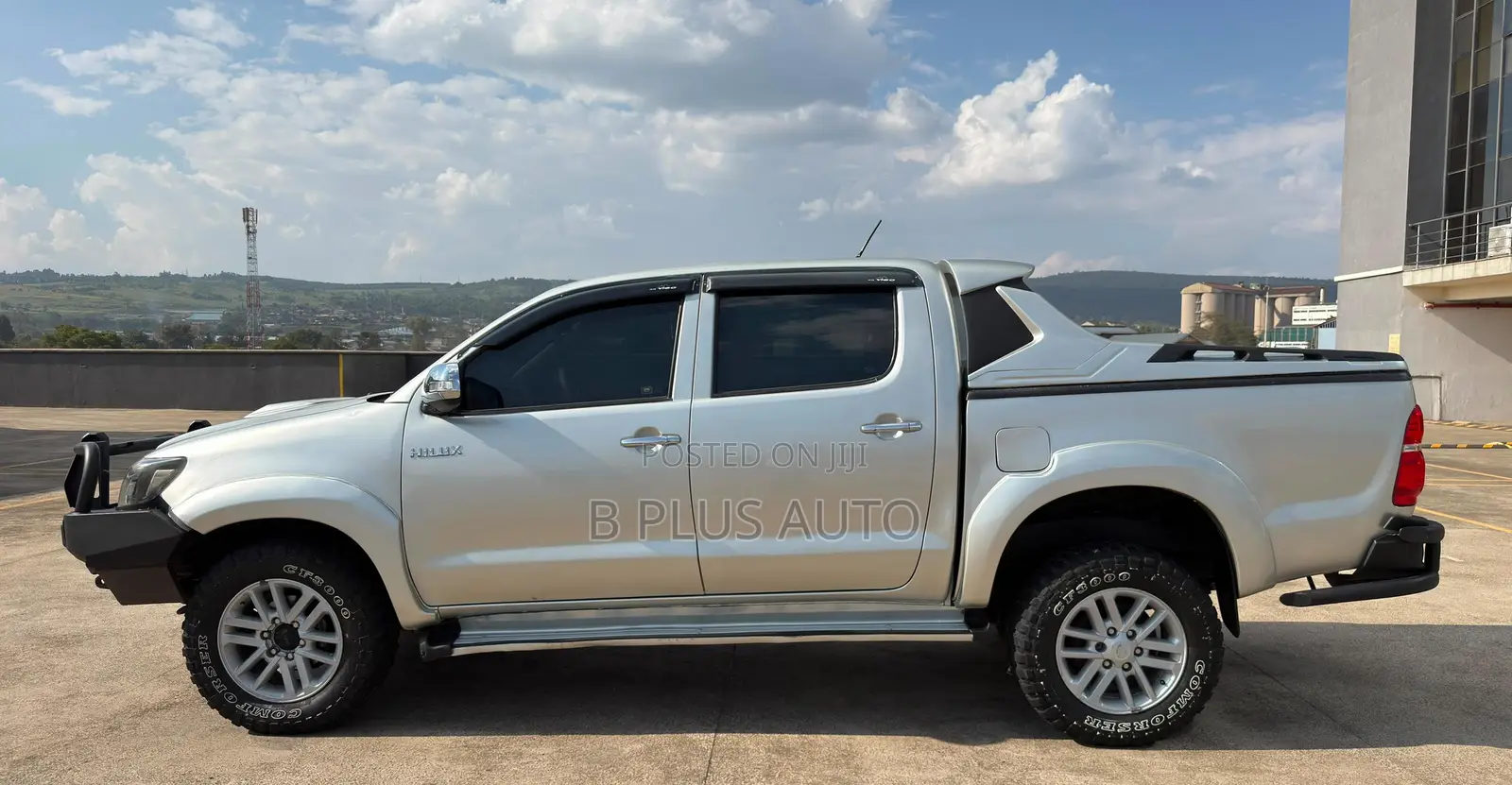 Toyota Hilux 2014 Gray