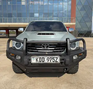 Toyota Hilux 2014 Gray