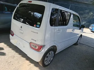 Suzuki Wagon R 2019 White