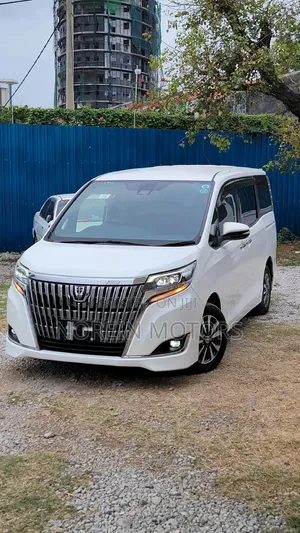 Toyota Esquire 2019 White