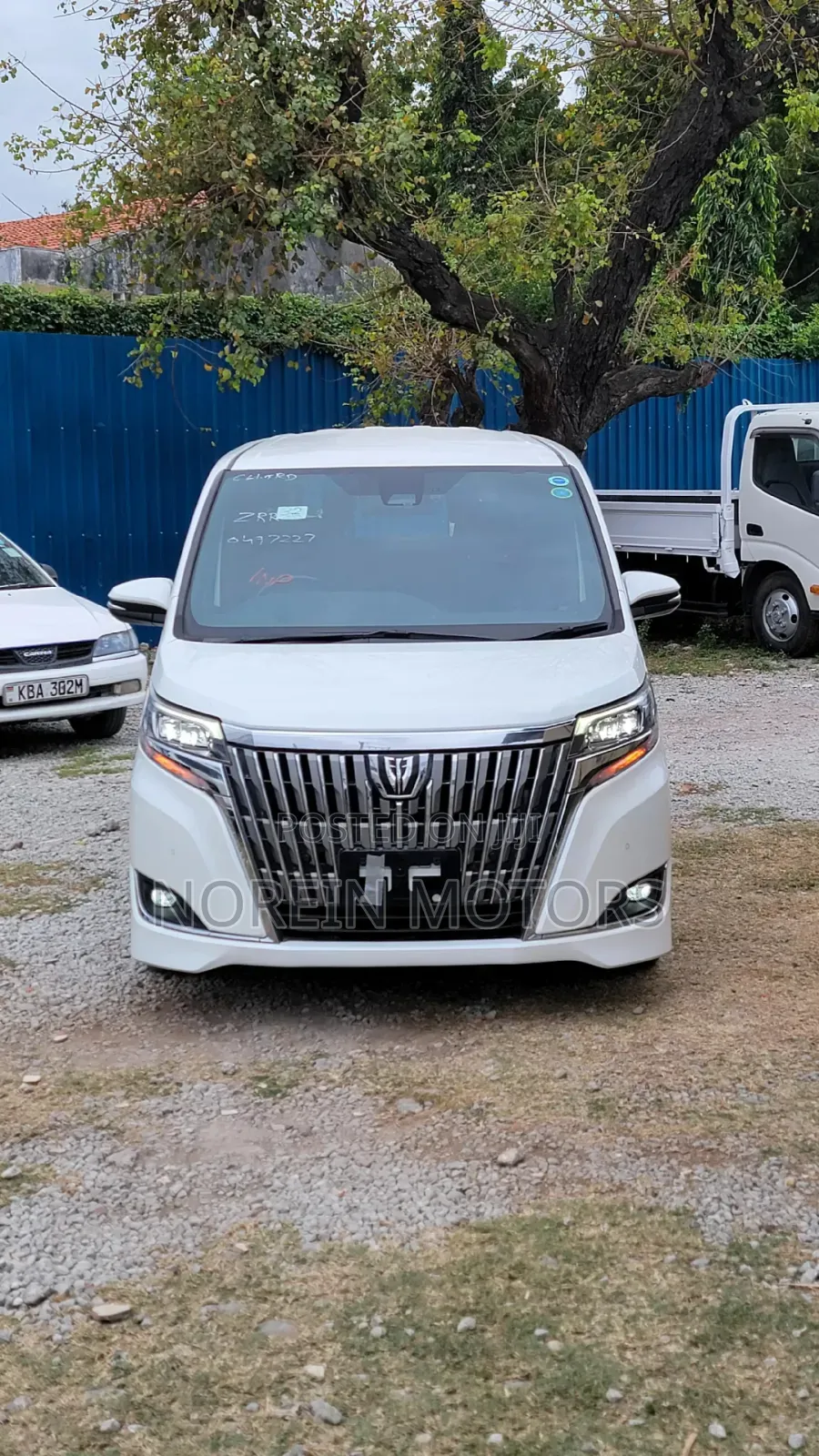 Toyota Esquire 2019 White