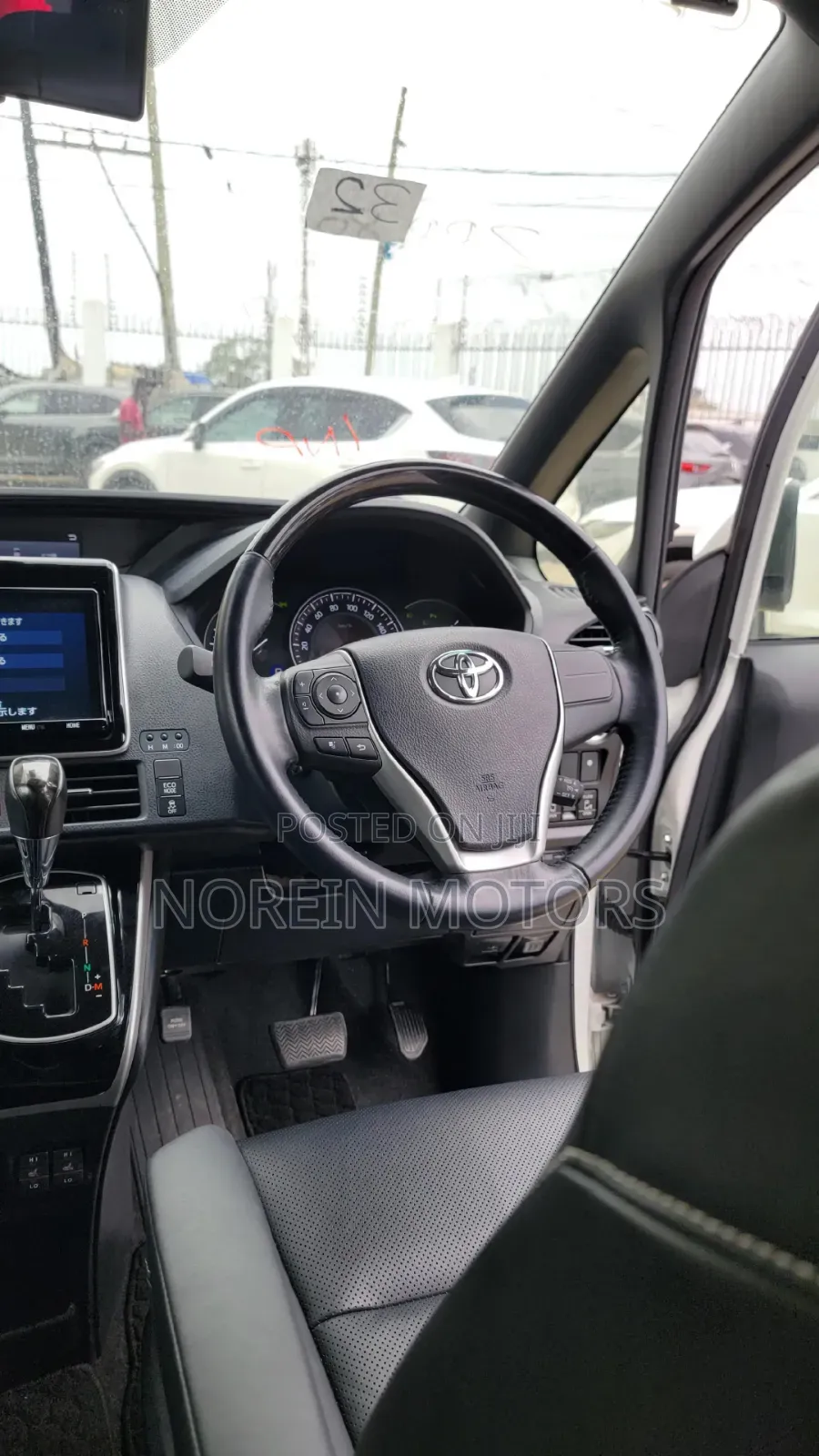 Toyota Esquire 2019 White