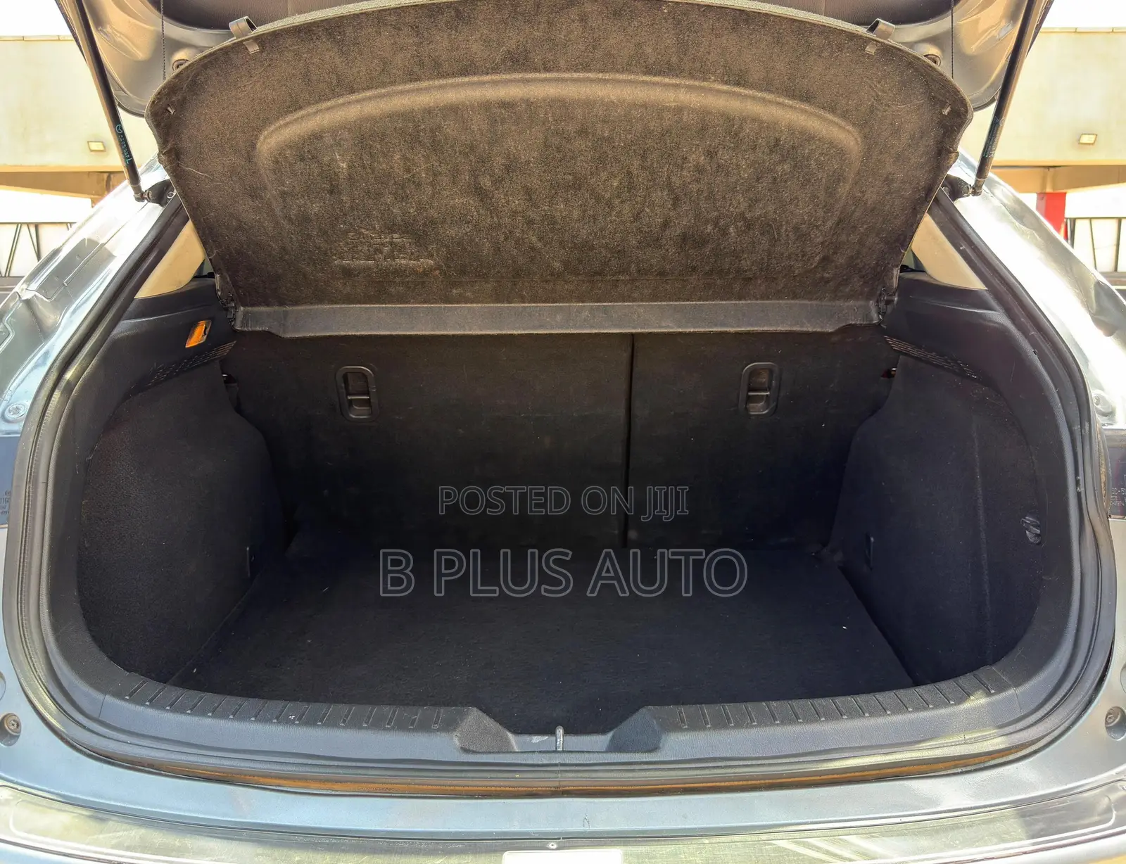 Mazda Axela SV Premium 2014 Gray