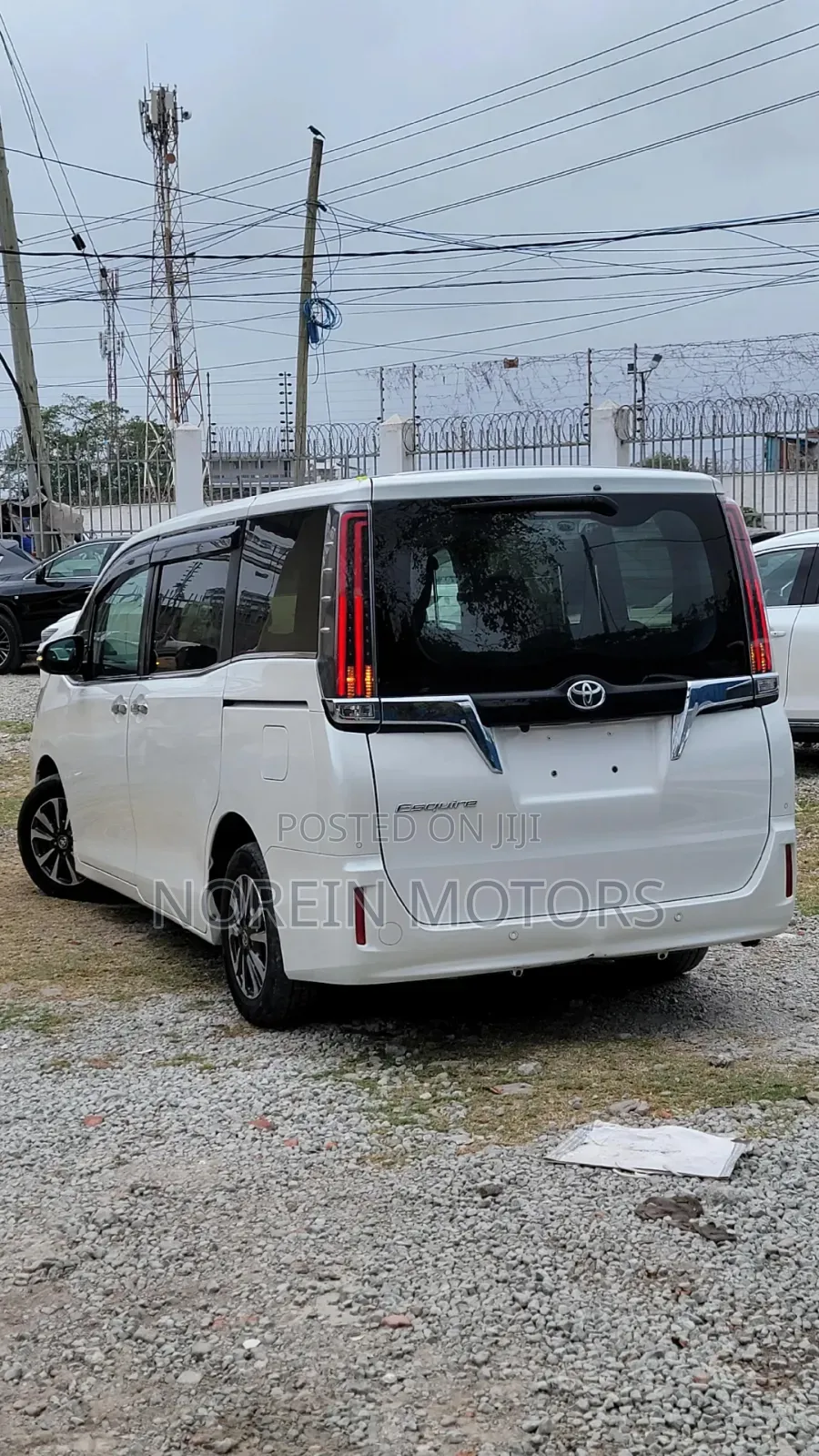 Toyota Esquire 2019 White