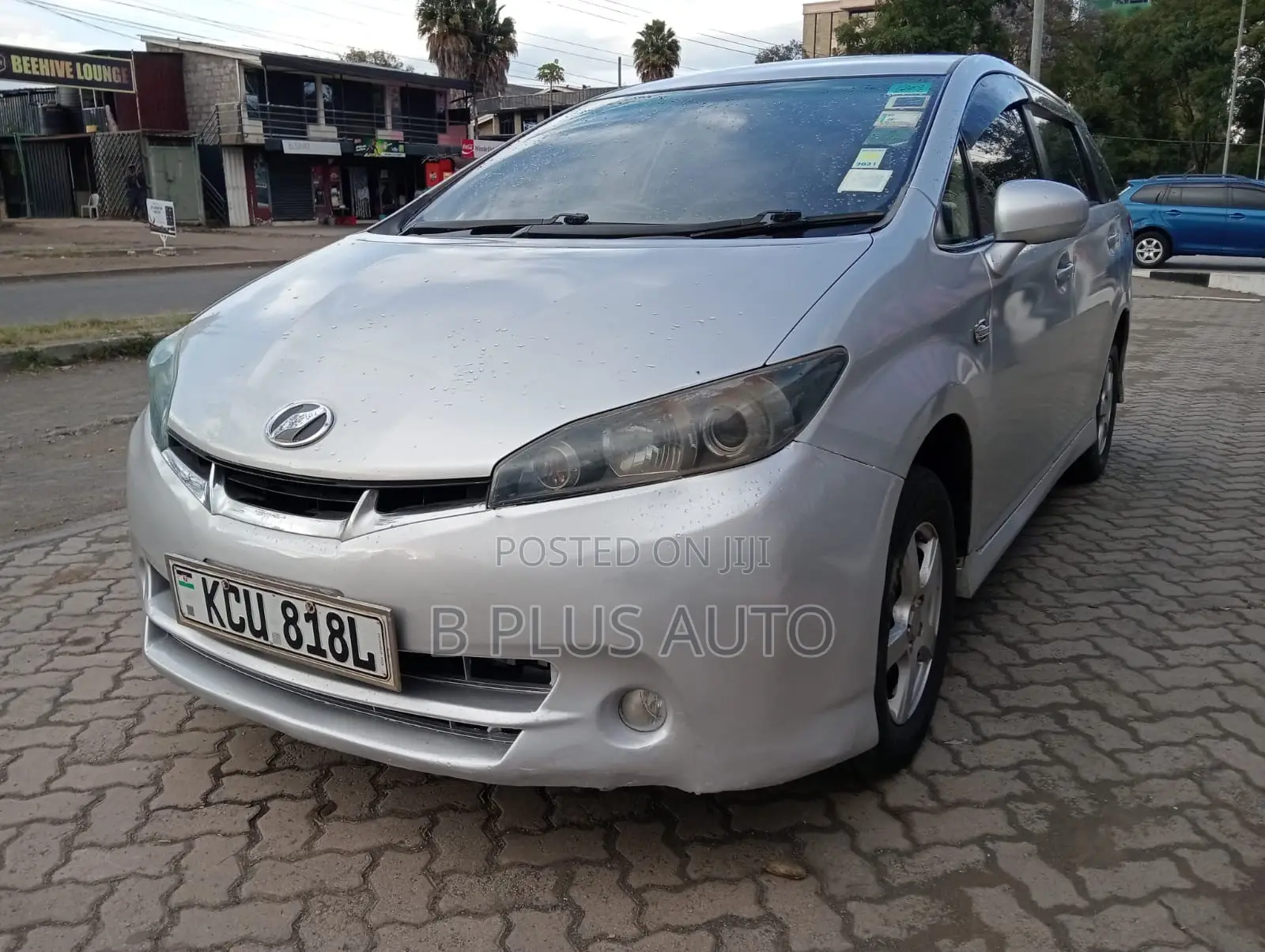 Toyota Wish 2012 Silver