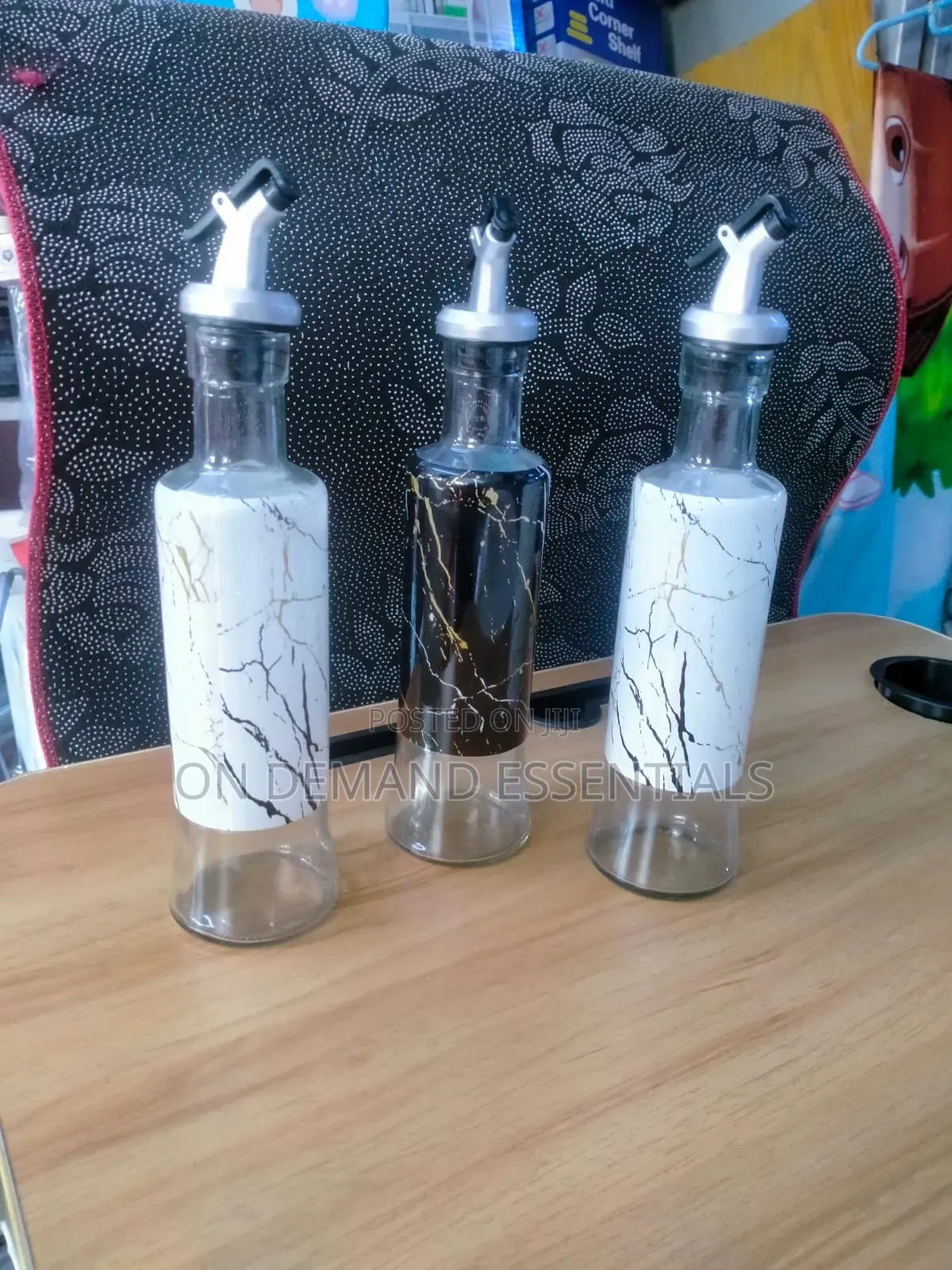 Marble Glass Oil Dispenser Black White