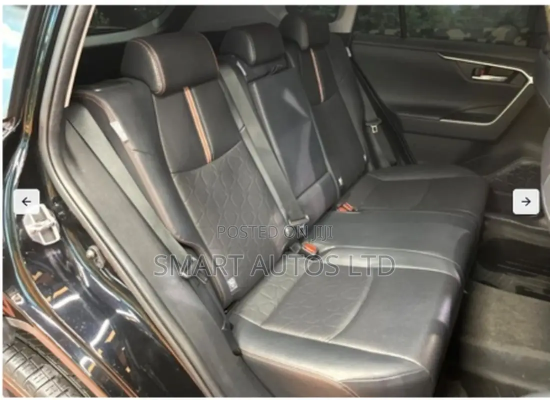 Toyota RAV4 2019 Matt Black