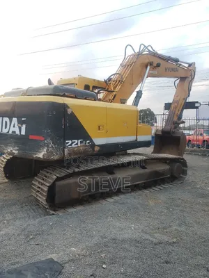 Hyundai 220lc - 22 Tonnes