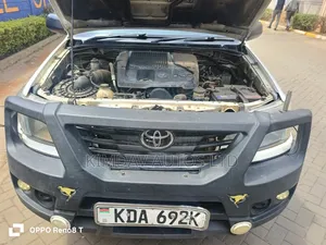 Toyota Hilux 2014 Off white
