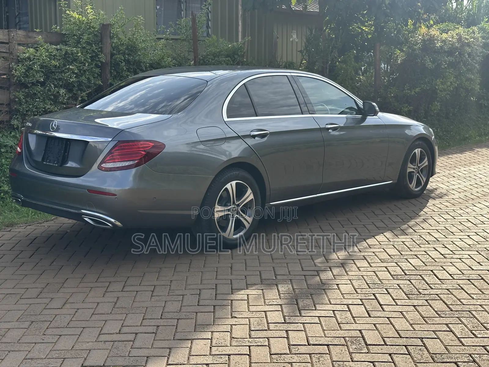 Mercedes-Benz E220 2017 Gray