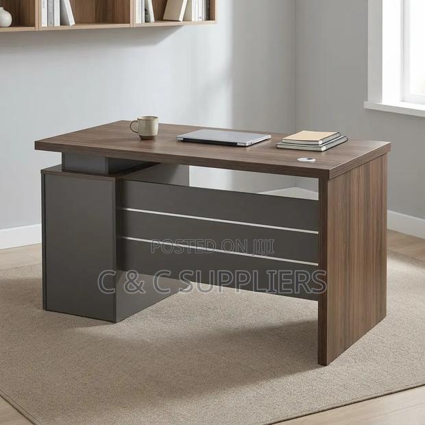 Modern 1600mm Home Study Work Desk.
