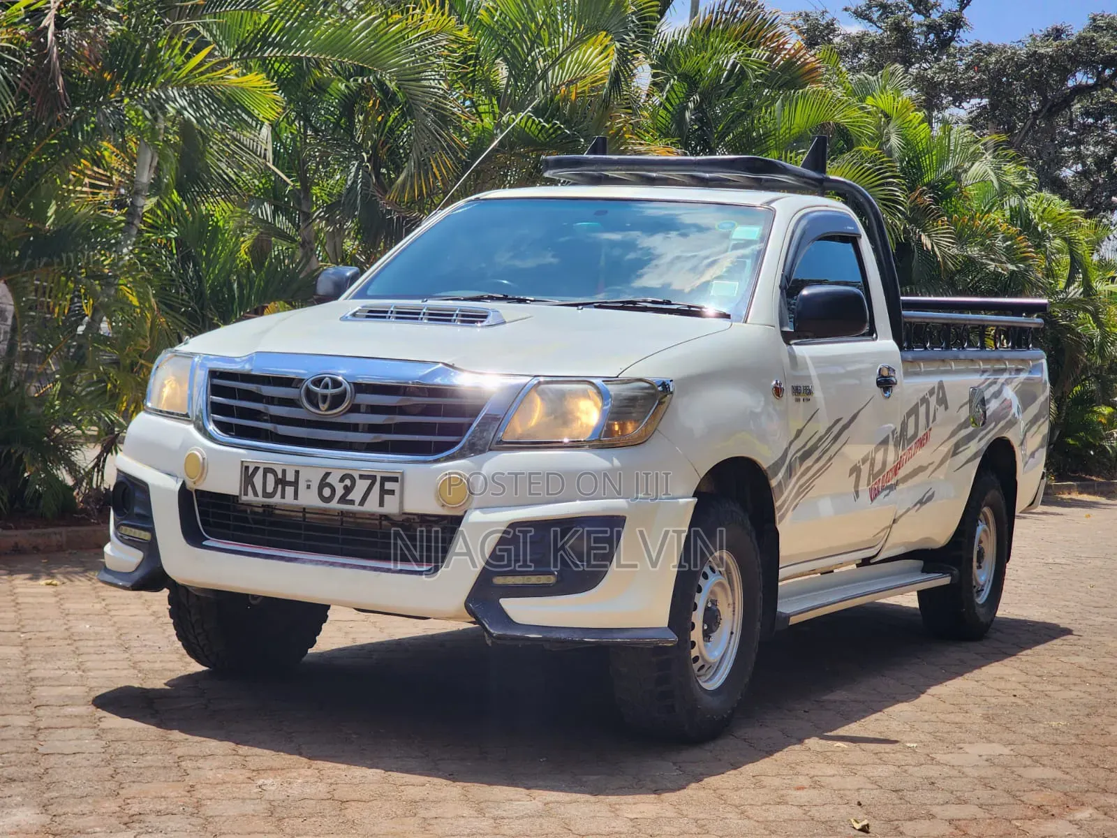 Toyota Hilux 2015 White