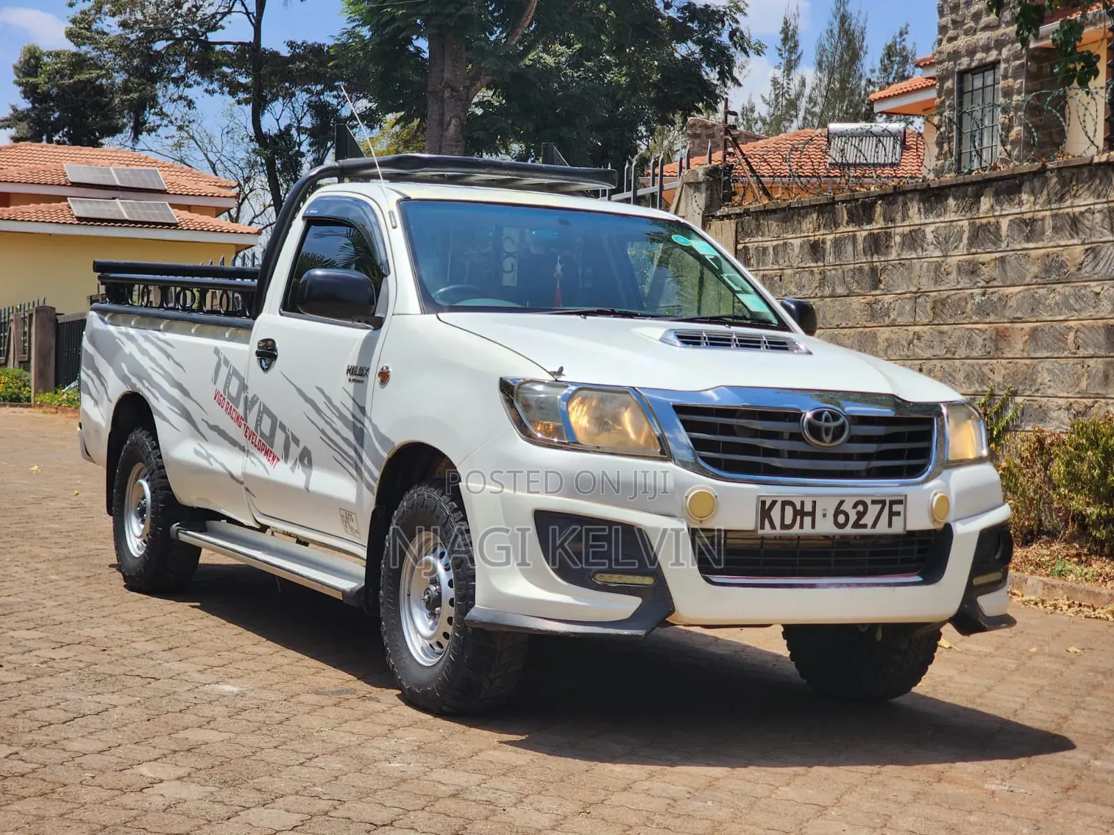 Toyota Hilux 2015 White