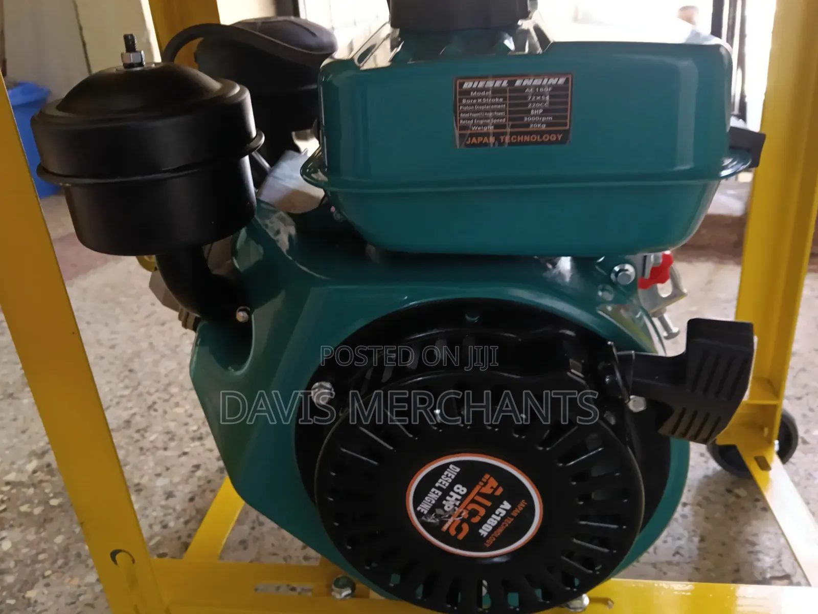 Speed Chopper Chaff Cutter Diesel Propelled 2 Tonnes / Hr Production.
