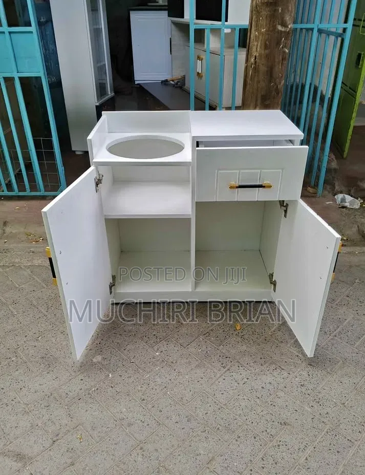 Kitchen Cabinet
