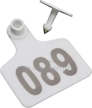 White Numbered Medium Ear Tag for Herd History Tracking